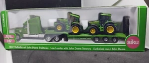 Camion pianale ribassato SIKU FARMER 1:87 1837 con 2 trattori John Deere - Foto 1 di 1