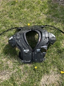 Schutt Varsity Flex 4.0 Adult Football Shoulder Pads - All Purpose Large - Picture 1 of 4