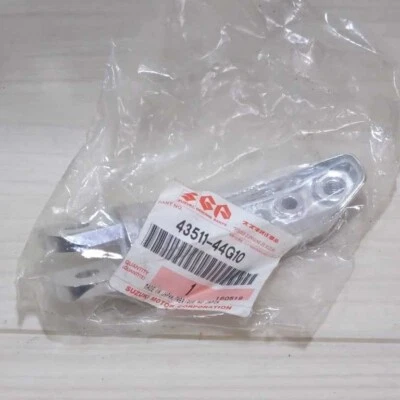 SUZUKI Genuino 2008-2020 HAYABUSA GSX1300R GSX 1300 ESTRIBERAS DELANTERAS JUEGO Foto 1 de 4