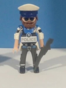 PLAYMOBIL POLICIA CON AMETRALLADORA - 13/3/21 - Imagen 1 de 1