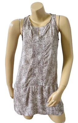 MOSSIMO Womens Size XS Sleeveless Pleated Gray Animal Print Tunic Tank Top Shirt - Image 1 of 4