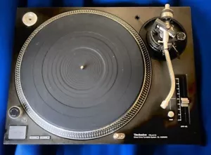 Technics SL-1200MK5 DJ Turntable Tested/working - Picture 1 of 3