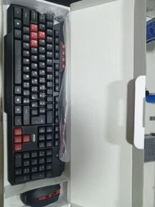 Comfortable Wireless Keyboard: Enjoy A Smooth Typing Experience With The Stylish - Picture 1 of 4