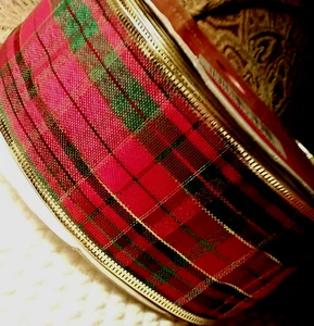 Red Green Gold Tartan Plaid 2.5" x 4 yards Wired Ribbon Soft Linen Christmas Bow - Picture 1 of 2
