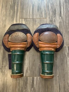 Vintage WinnWell Leather Hockey Shin Knee Pads - Picture 1 of 7
