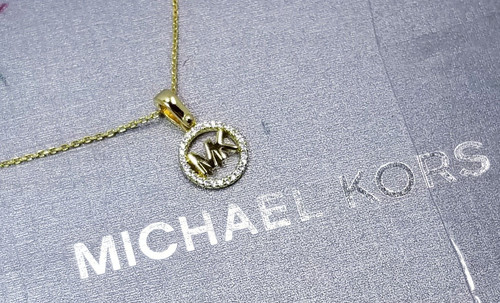 MICHAEL KORS Collana avviamento logo pavimentazione placcata oro 14K Zirconia MKC1108AN710