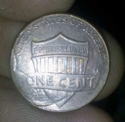 2021 LINCOLN CENT STRUCK THROUGH DEBRIS   "RED" *🌟VERY NICE🌟*US ERROR COIN - Image 1 of 2