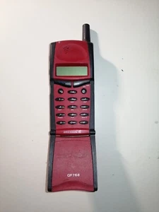 telefono cellulare vintage ericsson GF768 caricatore e auricolare - INTROVABILE - Foto 1 di 4