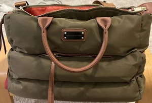 Adrienne Vittadini Womens Brown Puffer Travel CarryOn Bag Toiletry Overnight Bag - Picture 1 of 8