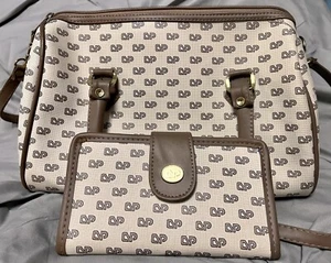 Set borsa e portafoglio con manici e tracolla beige - Foto 1 di 7