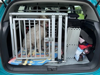 Schmidt Hundebox für VW t_cross, B=65 cm, T=55 cm, H=58 cm, Einzelbox, Fluchttür - Bild 1 von 3