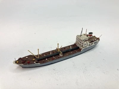 Resin Altay Class Soviet Oiler Project 160 IMPERFECT 1/1250 Waterline Ship - Image 1 of 4