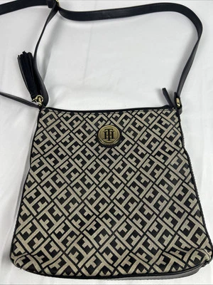 Tommy Hilfiger Shoulder Crossbody Bag 9x9 in Strap Purse Bag Gold Black “TH” - Image 1 of 2