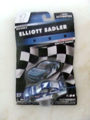 Coche ELLIOTT SADLER #1 One Main Chevrolet 2018 Wave 6 Nascar 1:64 Foto 1 de 4