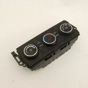 OEM Temperature Control For Silverado 3500 Pickup 20887816 Assy - Picture 1 of 4