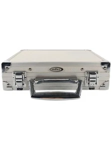Estuche de transporte de viaje de aluminio rígido Intec plateado portátil para Gameboy Advance - Imagen 1 de 7