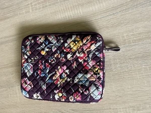 Vera Bradley  Cotton Quilted Travel Bag with Zipper Top - Picture 1 of 4