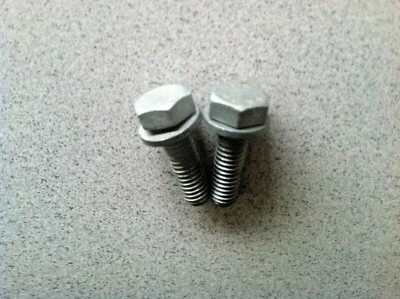 BMW 750i 750Li E65 E66 2004-2008 ~ 2 pernos superiores de cárter de aceite ~ 07119905394	 Foto 1 de 3