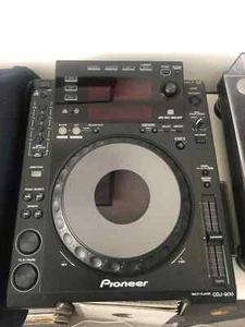 2x PIONEER CDJ 900 - EXCELENT CONDITION (Pair) - Picture 1 of 2