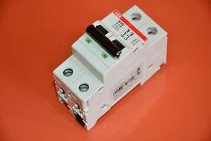 ABB 2CDA282799R0041 M202 4A Circuit Breaker - Picture 1 of 5