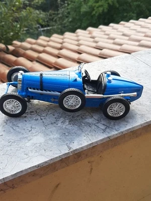 BUGATTI TYPE 59 GRAND PRIX 1934. BURAGO 1/18. ADESIVI DA ATTACCARE.  - Immagine 1 di 4