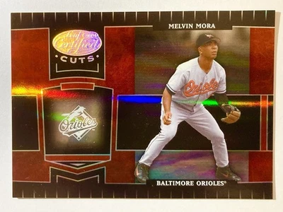 2004 Leaf Certified Cuts #21 MELVIN MORA 红色大理石/100 金莺 SP — 第 1/2 张图片