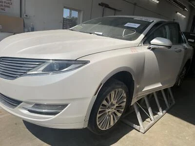 Conjunto de bomba y motor ABS usado se adapta a: conjunto Lincoln MKZ 2015 2,5 grado A Foto 1 de 4