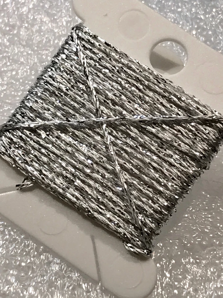 Silver 4ply Heavy Metallic Embellishing Thread x 3m Wonderfil Sizzle - Image 1 of 1