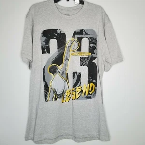 T-shirt grafica 23 leggenda manica corta, girocollo uomo taglia XL grigio - Foto 1 di 6
