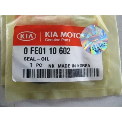 GENUINE BRAND NEW KIA SPORTAGE 1998-2000 SEAL - OIL,OIL PUMP & FILTER - Image 1 of 3