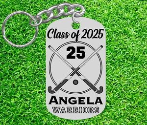 Portachiavi FIELD HOCKEY regalo, personalizzato GRATIS con nome. Grado Classe di Anziani - Foto 1 di 1
