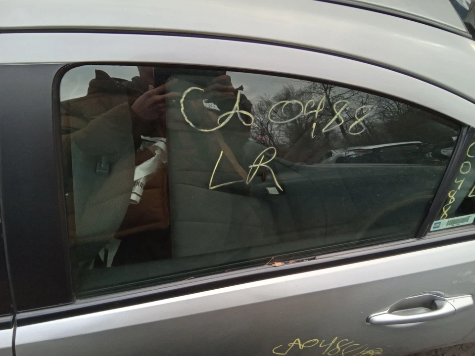 Rear Door Glass/window MITSUBISHI GALANT Left 04 05 06 07 08 09 10 11 12 Foto 1 de 1