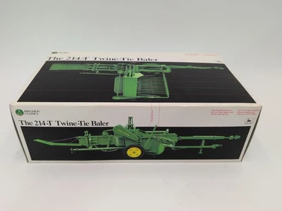 1/16 Ertl Farm Toy Precision Classics #11 John Deere 214-T Twine-Tie Baler - Image 1 of 2