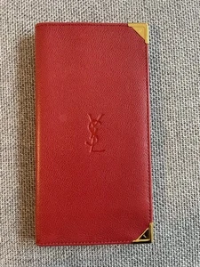 Yves Saint Laurent (YSL) Collection rote Reisepasshülle/ Kreditkartenhülle - Bild 1 von 6