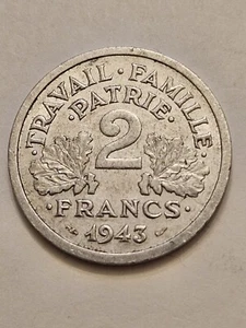 1943 🇫🇷 FRANCE 2 FRANCS ALUMINUM WORLD COIN F+ KM904.1 NO B MISTRIKE FREE SHIP - Picture 1 of 3