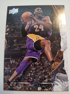 2008-09 Upper Deck - Gold Electric Court #82 Kobe Bryant - Picture 1 of 2