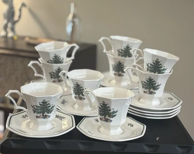 9 tazas de café y 12 platillos vintage Nikko Japón “Navidad” Foto 1 de 4