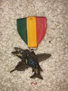 Boy Scout BSA Pokagon Indiana Fish Feather GYR Ribbon Historic Trail Medal - Picture 1 of 1