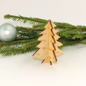 Deko Baum Tanne 8cm aus Holz 2 Teile zum Ineinanderstecken 3D Weihnachten Advent - Bild 1 von 2