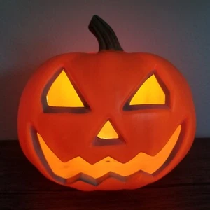 Vintage Gemmy beleuchtete Kunststoff-Blasform 8 Zoll gruselig Jack O' Lantern Halloween Kürbis - Bild 1 von 20