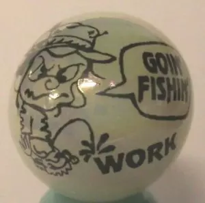 Sehr schöne Gone Fishing Piss on Work weiße Glasmurmeln - Bild 1 von 1
