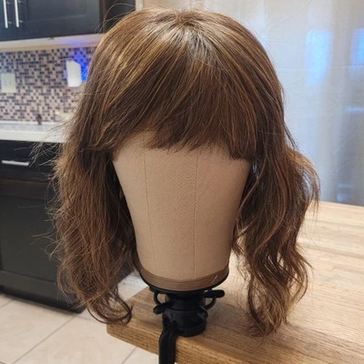 Peluca Renee of Paris Breezy Wavez mármol marrón ondulado peludo bob con flequillo nueva sin etiquetas Foto 1 de 4