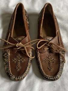 Womens Ariat Gypsy Animal Print/Cross Brown Leather Boat Shoes Loafers Size 9 B - Picture 1 of 15
