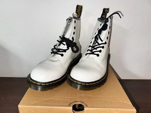 Dr. Martens Echtleder Schnürstiefeletten Gr 38 creme - Bild 1 von 16