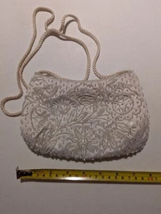 Valerie Stevens womens beaded hand bag, 22" drop - white - Picture 1 of 3