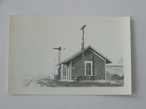 Estación de depósito de fotos real Allison Iowa RPPC RR ferrocarril - Imagen 1 de 2