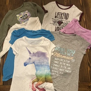 🔥Girls Justice short T-Shirts lot of 7 Graphic Shirts FREE SHIPPING 2LS/5SS - Picture 1 of 1