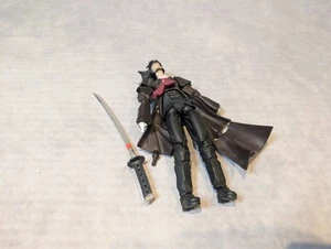 Revoltech Yamaguchi No.114 HELLSING Alucard Figur Kaiyodo gebraucht unvollständig  - Bild 1 von 9