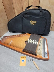 Oscar Schmidt Educator tres octavas madera marrón autoharpa - Imagen 1 de 9