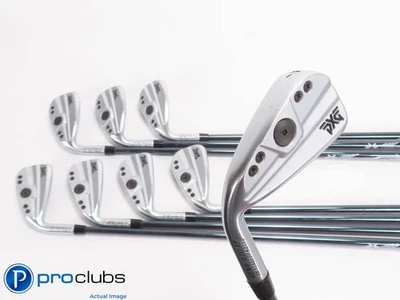 Left Handed PXG 0311XP Gen4 4-PW,GW IRON SET Regular Flex Graphite -1/2" 461550 - Image 1 of 4